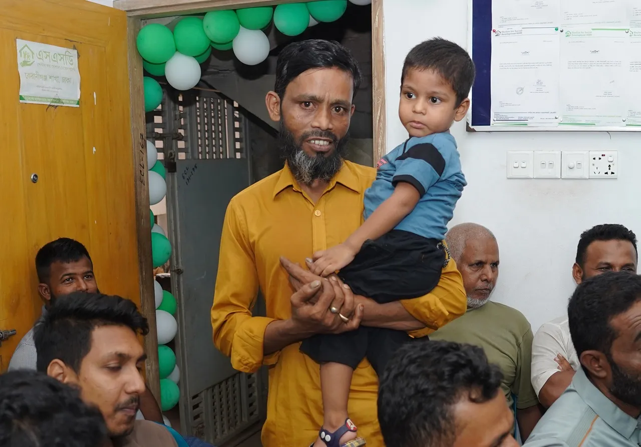 From Migrant to Merchant: How Rongu Built a Business and a Future with SSD